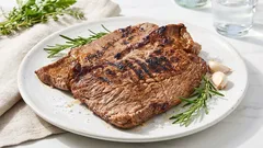 マリネなしで肉のかたまりをジューシーにする方法 — 料理好きならきっと気に入るひき肉の裏ワザ