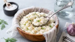 20分でできる手作りチーズ：最速のレシピ